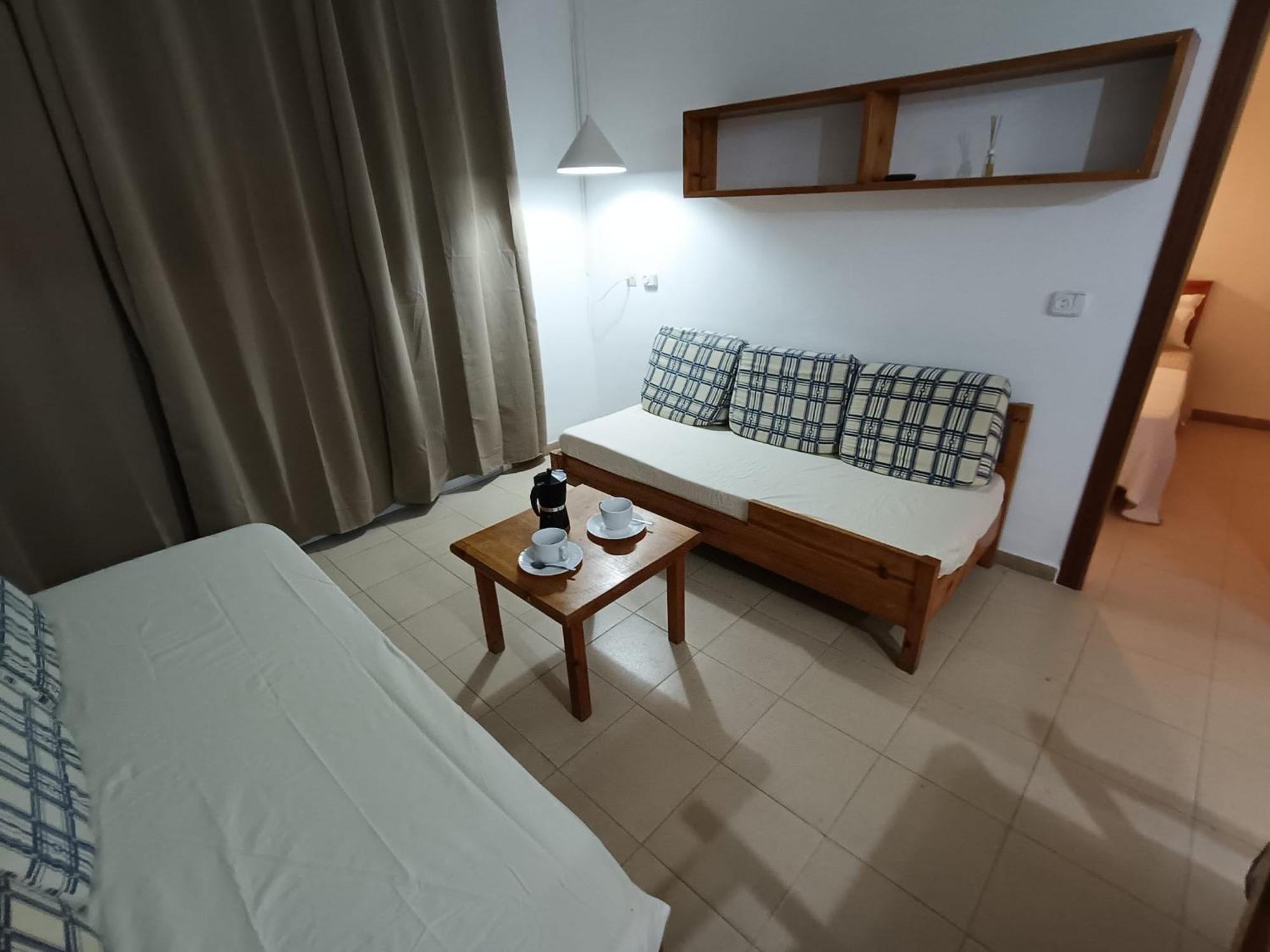 Apcostas Els Pins Lotus Apartman Blanes Kültér fotó